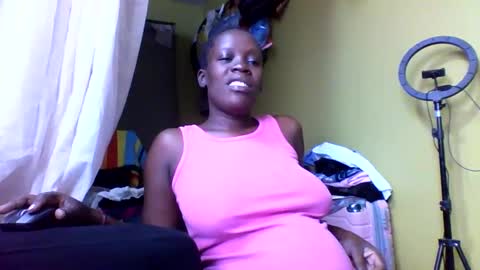 Snapshot of cinddy_14 chatting on October 28, 7:36 am cinddy 14 online show from October 28, 7:36 am