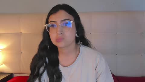 Cintya online show from March 4, 7:11 pm