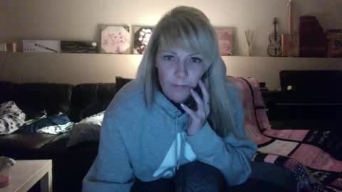 cj_wunderlust online show from October 7, 9:03 am