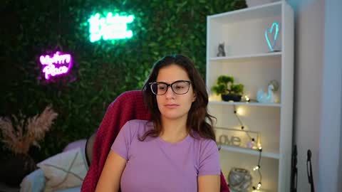 Clair meek online show from December 27, 9:17 am