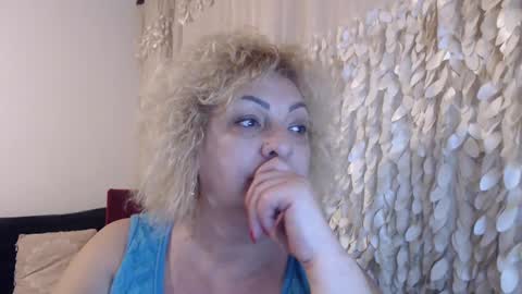 Clara online show from January 29, 8:04 pm