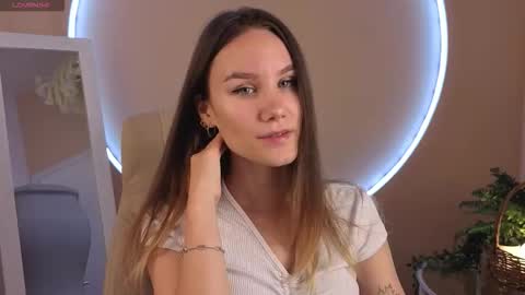 Snapshot of clare_ff chatting on September 24, 9:19 am Claire online show from September 24, 9:19 am