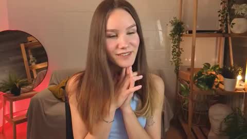 Snapshot of clare_ff chatting on October 7, 1:37 pm Claire online show from October 7, 1:37 pm