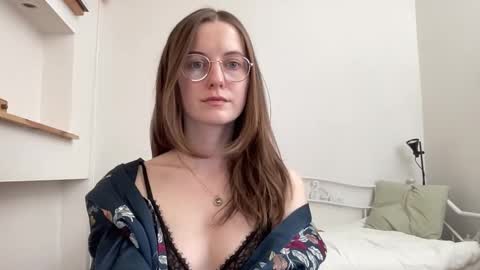 classyandgirly online show from October 6, 8:35 pm