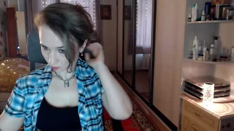 Snapshot of classyinna chatting on October 21, 8:29 am classyinna online show from October 21, 8:29 am