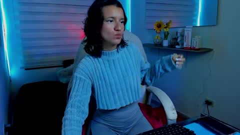 Clawdeen online show from April 7, 5:42 am