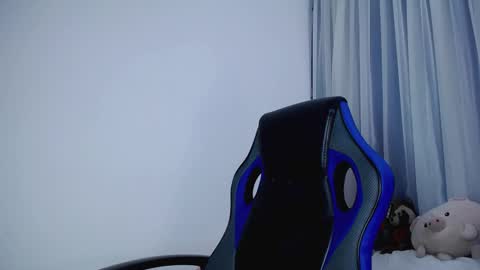 Snapshot of cleopatra_cute chatting on October 21, 2:48 am  Nicol  online show from October 21, 2:48 am