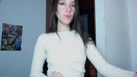 Snapshot of cleopatra_cute chatting on January 14, 3:01 am  Nicol  online show from January 14, 3:01 am