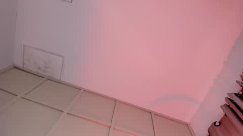 Cloe  online show from December 17, 8:35 pm