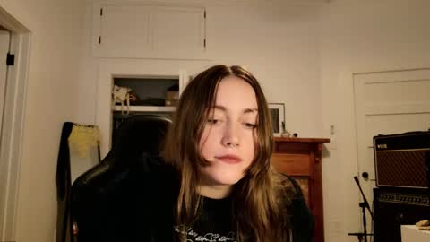 Clover online show from November 24, 1:07 am