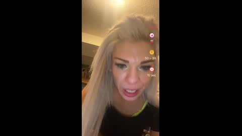 Snapshot of cocobluexo chatting on January 30, 1:42 pm Ayla Astra online show from January 30, 1:42 pm