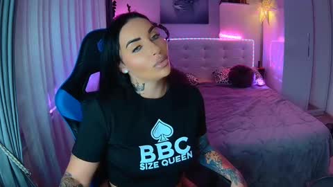 Ur goddess Nikki online show from September 20, 11:08 am