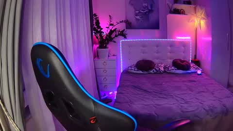 Ur goddess Nikki online show from October 7, 11:03 am