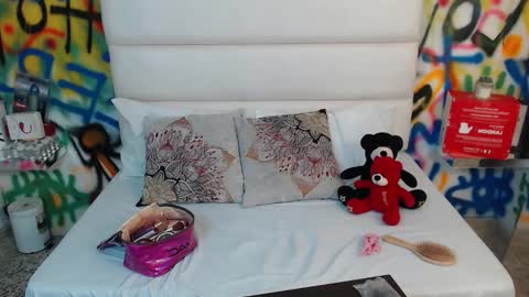 valentina online show from December 22, 12:30 pm