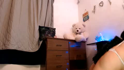 Snapshot of colombi4spice chatting on December 20, 11:47 pm viviana online show from December 20, 11:47 pm