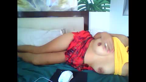 Snapshot of comeherebaby22 chatting on September 15, 11:01 pm Your Forever Baby online show from September 15, 11:01 pm