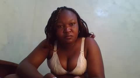 coolgirl001 online show from January 10, 7:51 pm