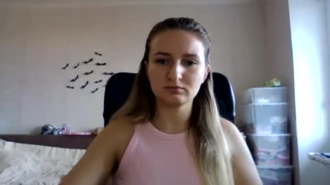 cora_fora online show from October 9, 9:35 am