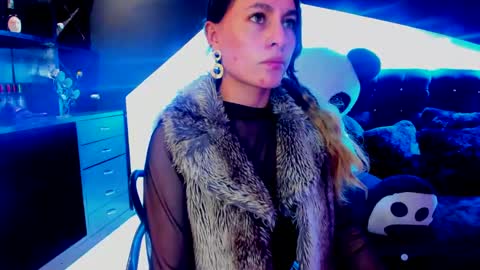 Snapshot of coral_gibson chatting on February 1, 12:05 pm Coral online show from February 1, 12:05 pm