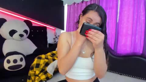 Snapshot of coral_gibson chatting on September 22, 12:25 pm Coral online show from September 22, 12:25 pm