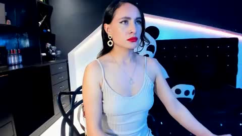 Snapshot of coral_gibson chatting on March 4, 12:33 pm Coral online show from March 4, 12:33 pm