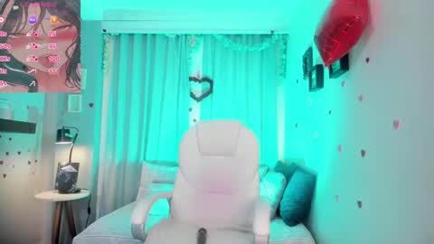 Coral Stefani online show from March 9, 5:44 am