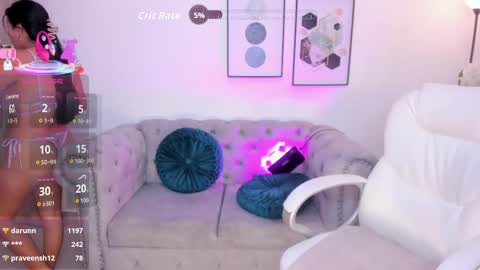 Snapshot of corina_white chatting on October 21, 12:20 pm Corina White online show from October 21, 12:20 pm