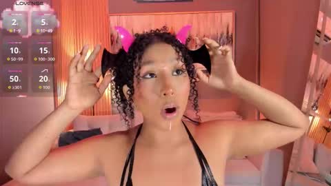 Cori online show from October 31, 2:10 pm