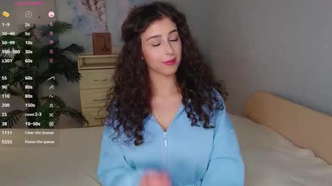 Snapshot of cosmos_baby chatting on September 22, 1:09 pm Luna online show from September 22, 1:09 pm