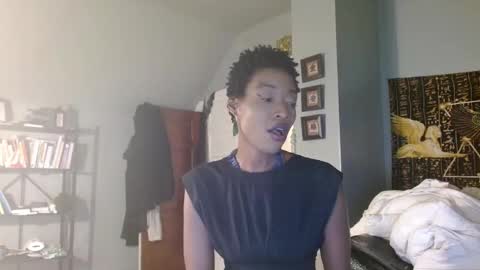 Courtney online show from October 14, 6:10 pm