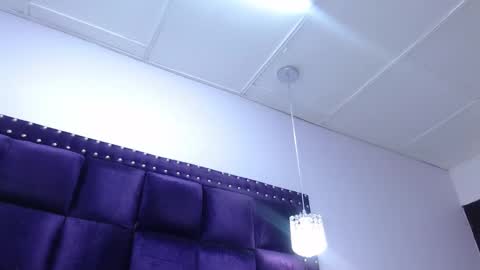 diosalinda online show from October 8, 5:45 am