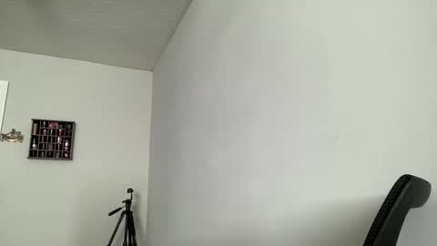 PHANTOMTARGARYENXXX online show from December 15, 6:35 pm