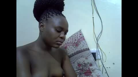 creamyypussyy online show from October 6, 10:58 pm