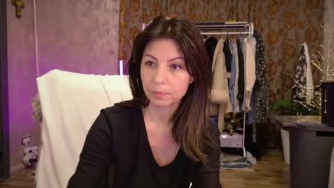 crissy_love online show from February 25, 7:34 pm