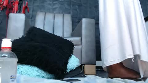 Hanna  online show from February 23, 3:01 pm