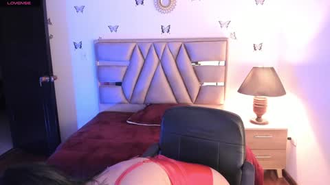 Cristina online show from December 17, 11:27 pm