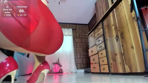 Julieta online show from October 31, 9:41 pm