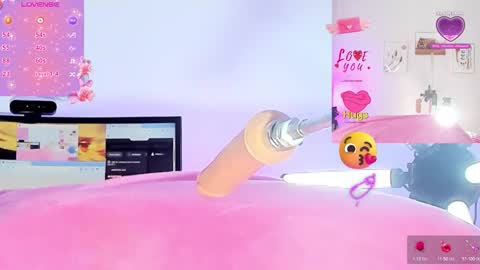 Mia online show from November 27, 1:19 am