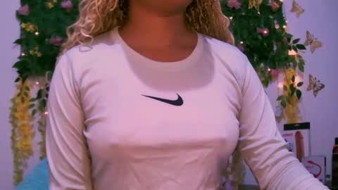 crysrus online show from November 13, 12:42 am