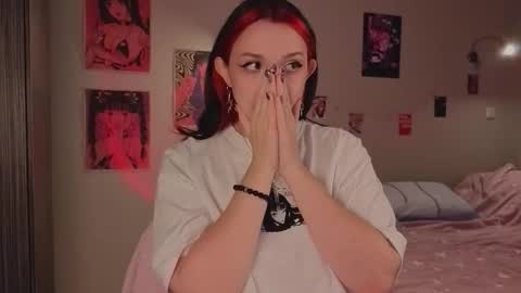 Snapshot of crystalblaze_ chatting on October 3, 8:25 pm Grace online show from October 3, 8:25 pm
