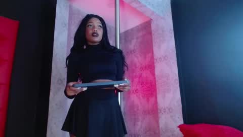 Crystal online show from November 28, 10:57 pm