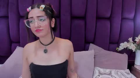 Crystal online show from February 13, 11:28 pm