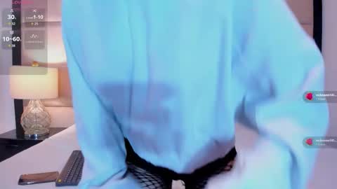 Snapshot of crystalsync chatting on October 28, 11:05 am Crystal sync online show from October 28, 11:05 am