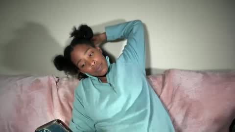 cum2charmxx online show from November 26, 8:59 am