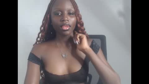 sophie online show from November 29, 9:24 am