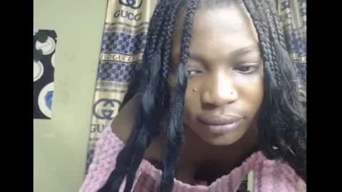 cumebony_petit online show from September 30, 10:25 pm