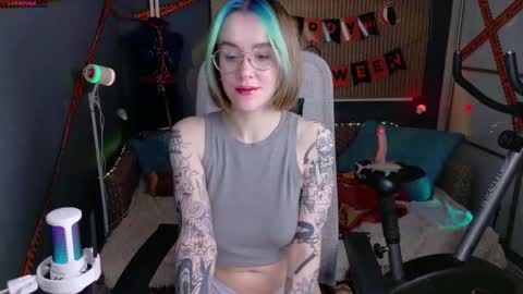 CUMpotikEve online show from December 2, 2:24 am