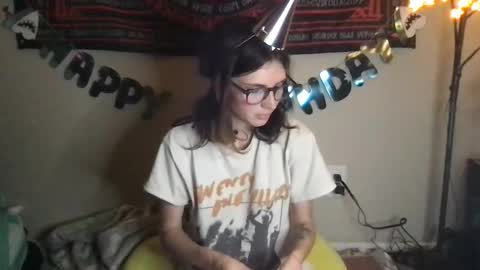 Cupid online show from December 16, 11:21 pm