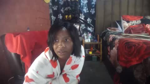 curvypear76x online show from November 17, 10:05 am