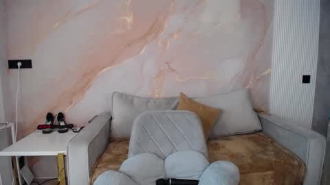 Kira  online show from February 4, 3:44 am